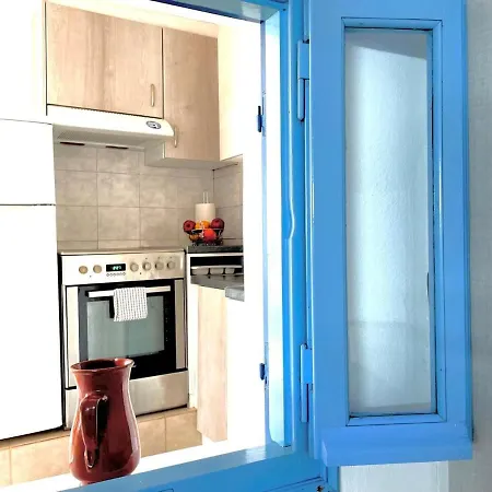 Gorgeous White Marsis In Paros Apartment *